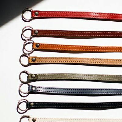 ストラップ・ショルダー