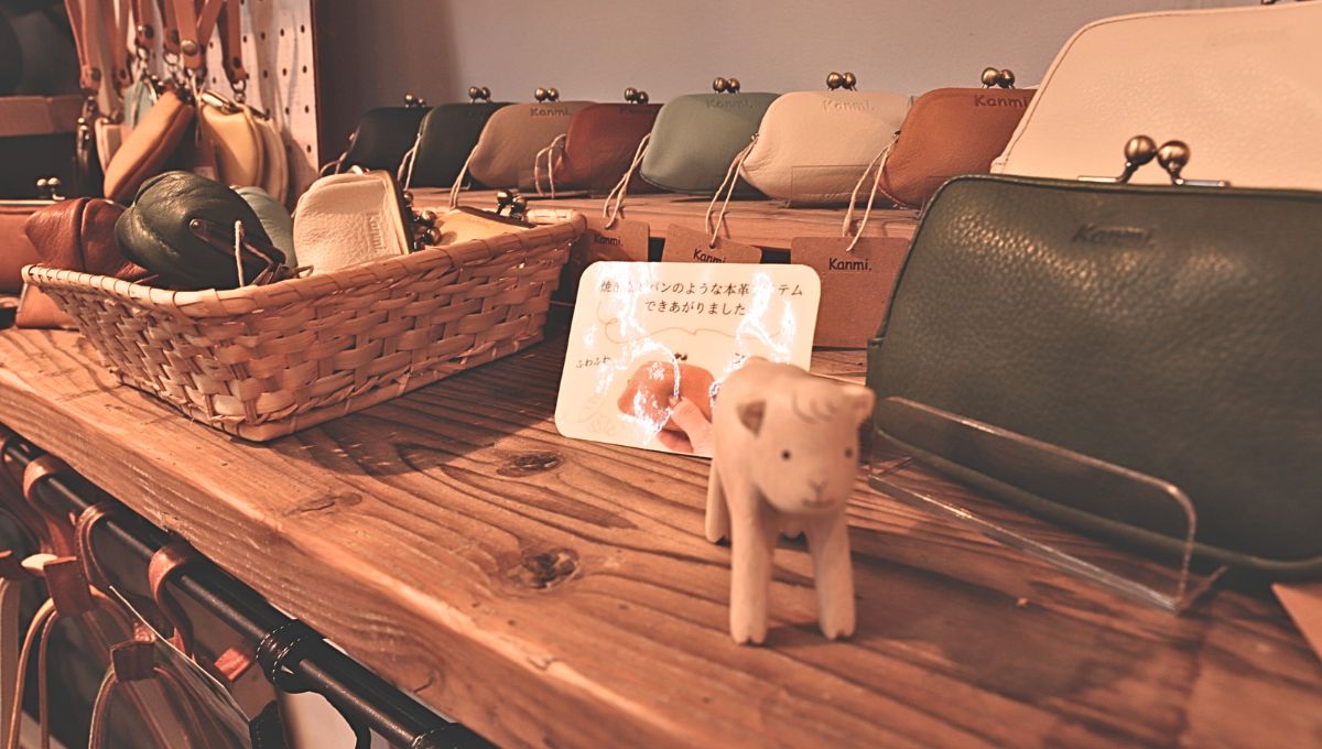 あったかい空間でぜひゆっくりと商品を見てくださいね