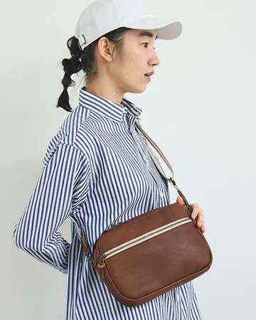 All story スクエアショルダーバッグ