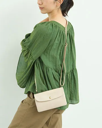 クレープ ロングがま口ウォレット ポシェット