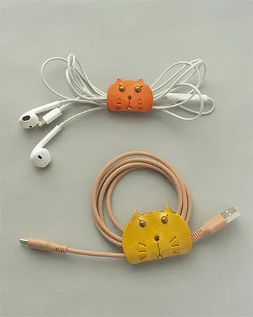 ネコ コードホルダー(M)