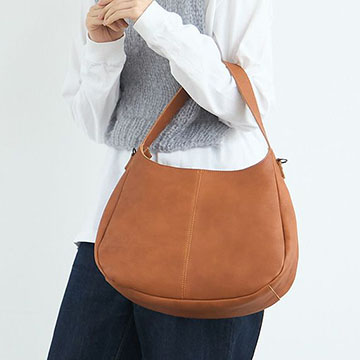 marucoワンショルダーバッグ