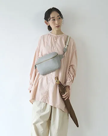 All story ボディバッグ