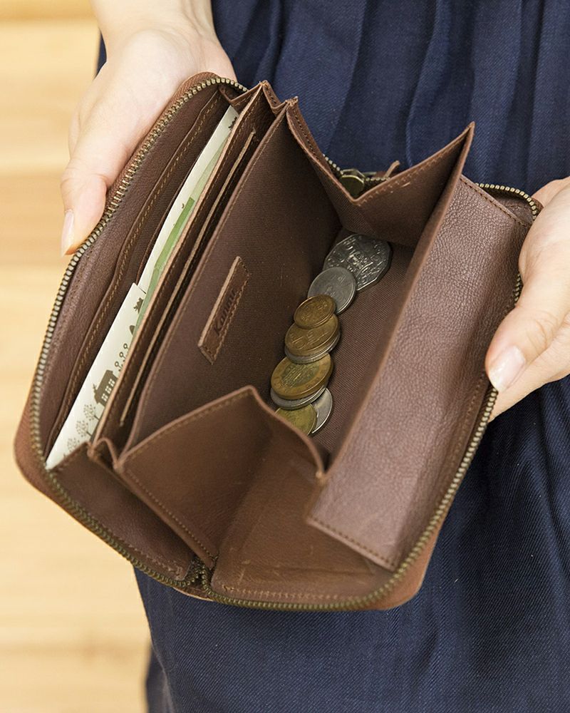 ラウンドファスナー長財布