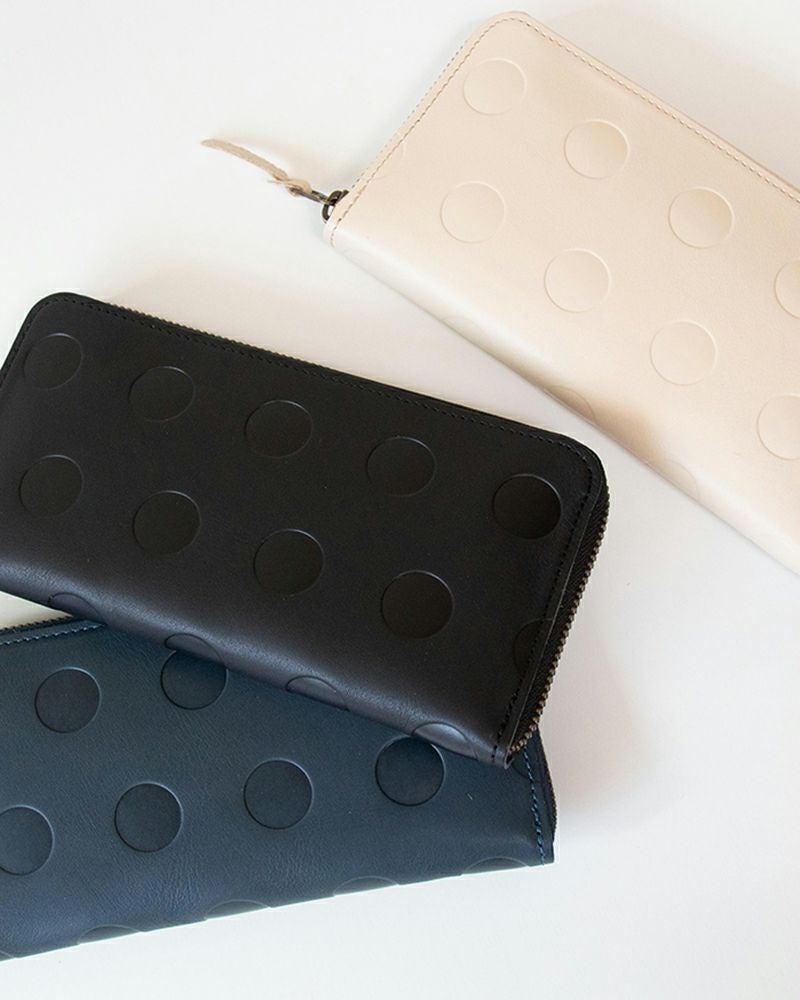 ラウンドファスナー長財布