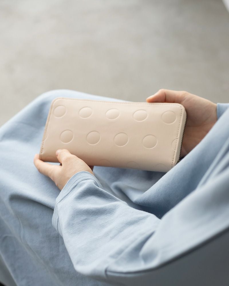 長財布の色：バニラ