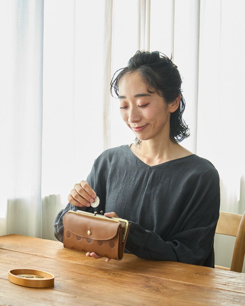 やっぱり長財布がいいという方はこれ!大人気ロングセラーの やっぱり長財布がいいという方はこれ!大人気ロングセラーの