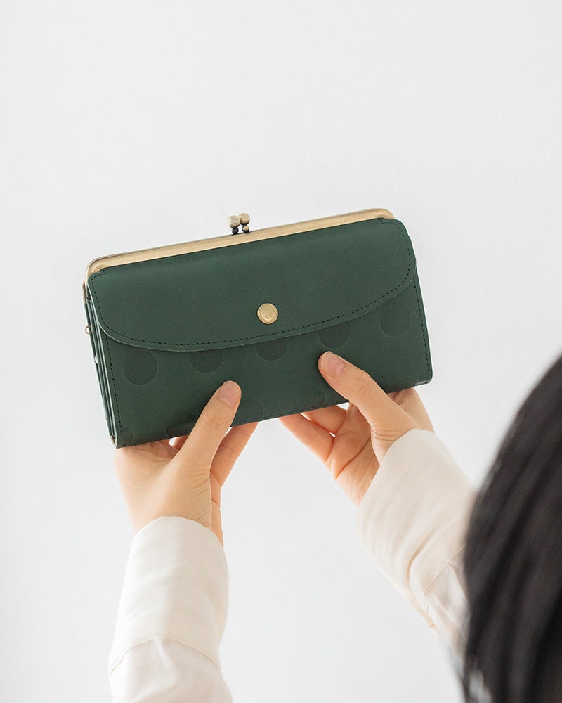「キャンディルーフ ロングがま口ウォレット」フォレストグリーン