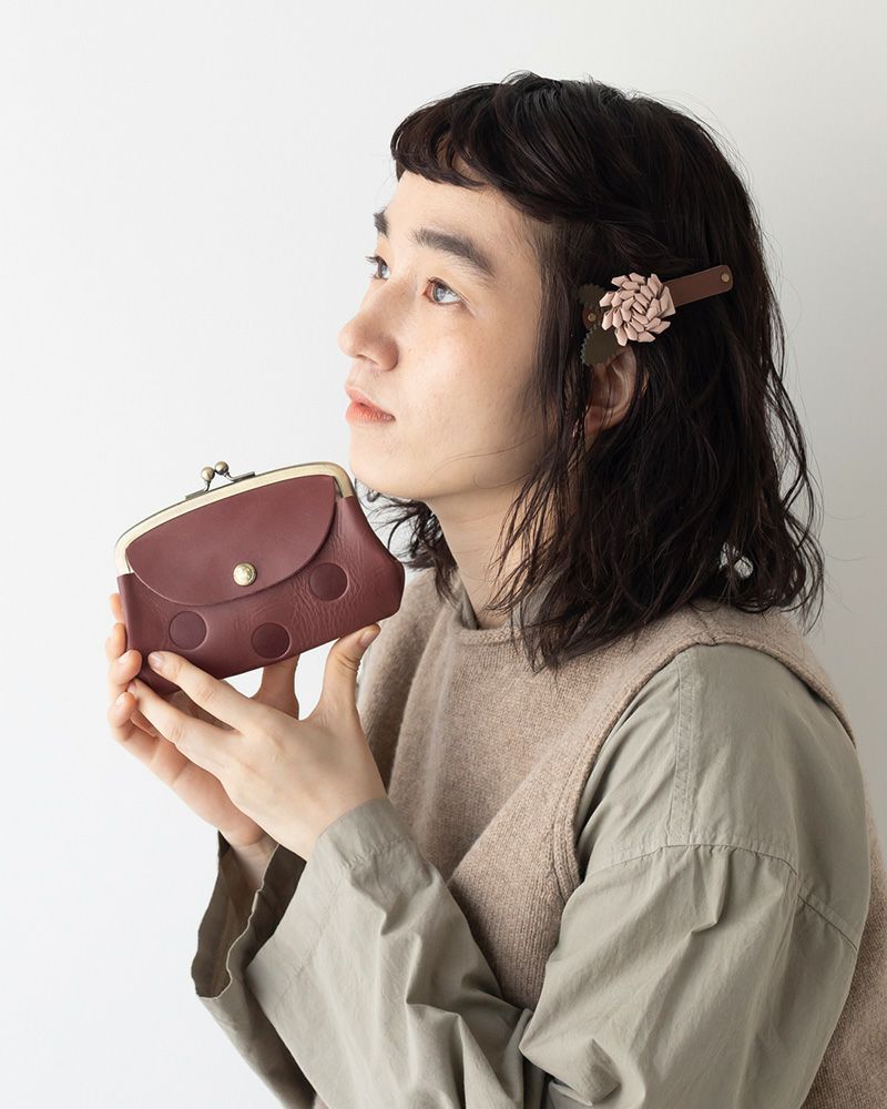 キャンディルーフ 親子がま口」使うほど愛着、本革の優しいフォルム