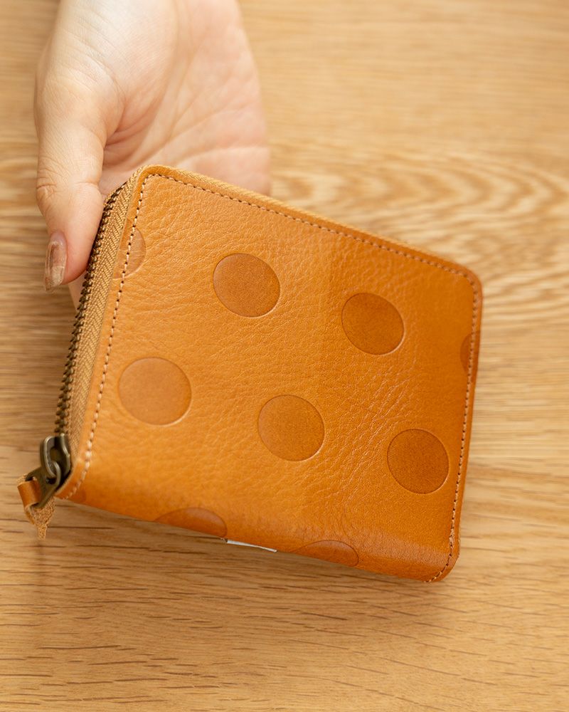 相性のいい革の魅力を引き出す】M.モゥブレィ BEE AGING OIL | Kanmi