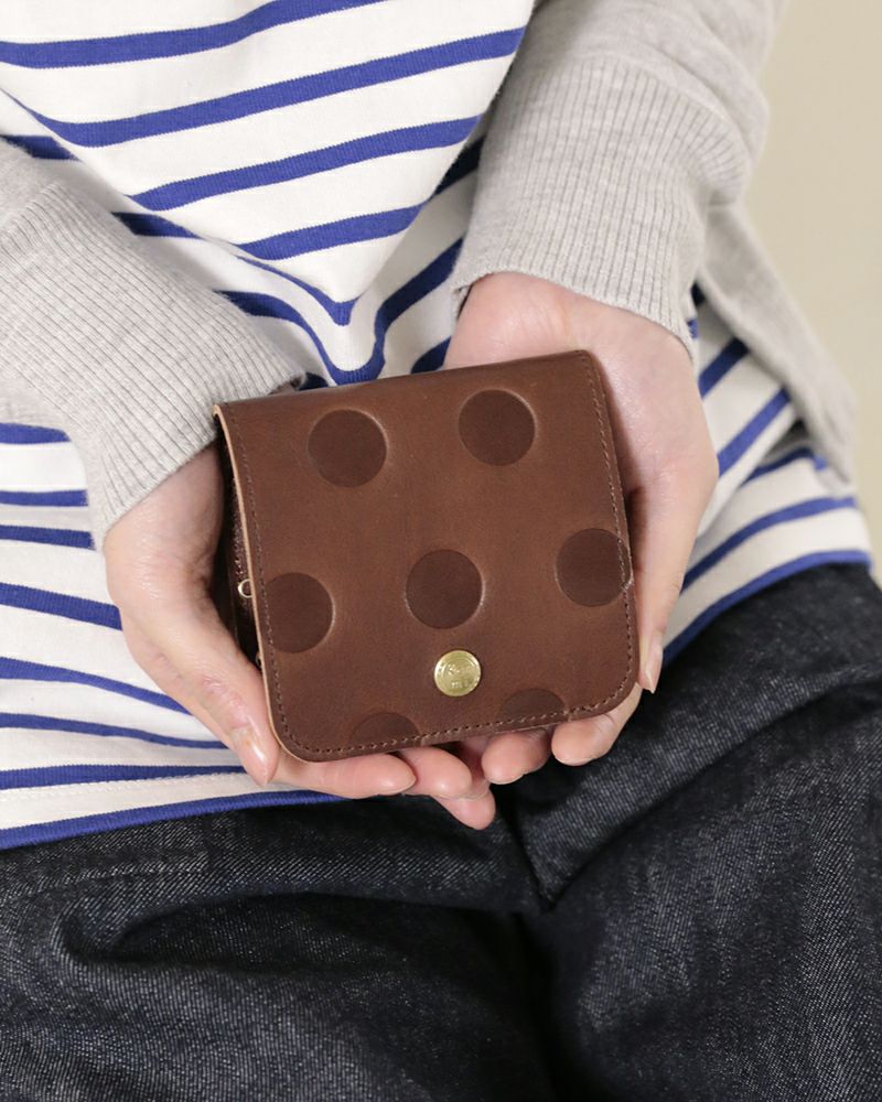 小さくてもお札を折らずに「キャンディ がま口コンパクトウォレット