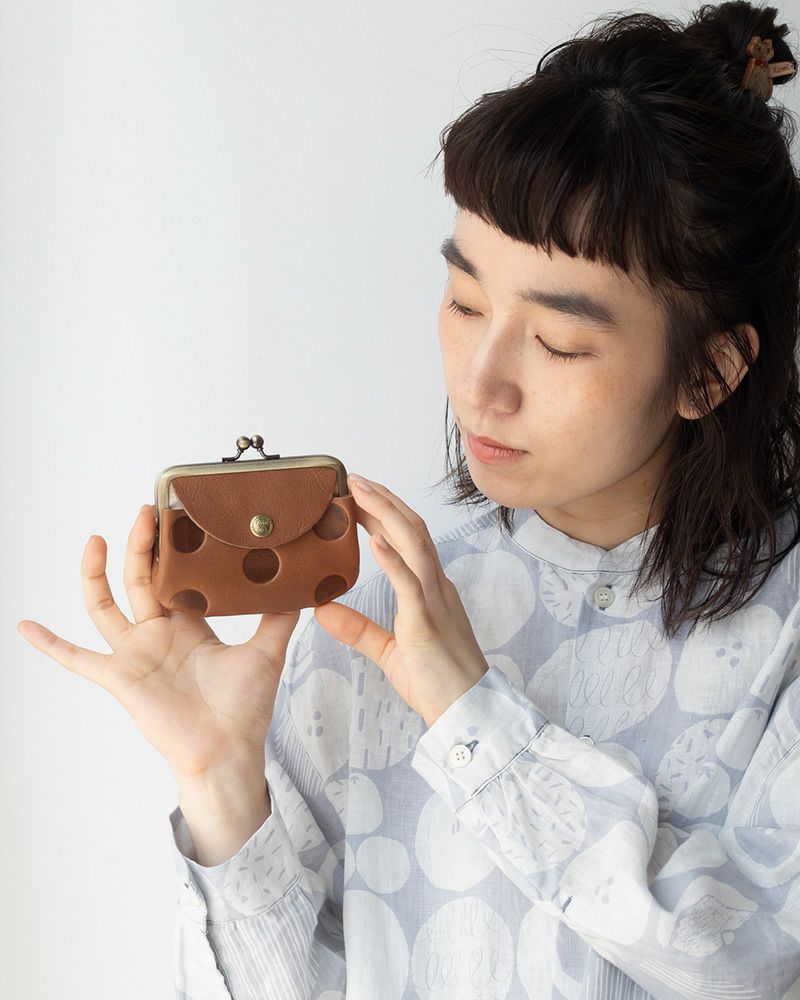 がま口の色：アッシュ グレー