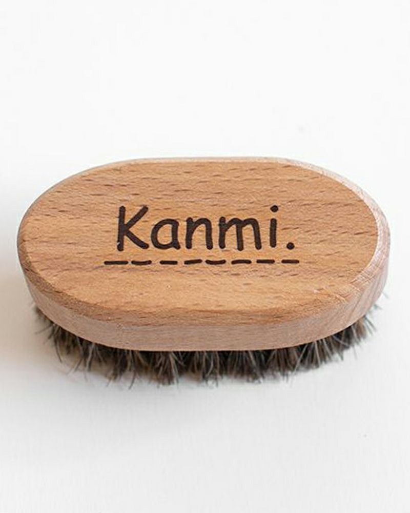 オリジナルオーバル型馬毛ブラシはこちら