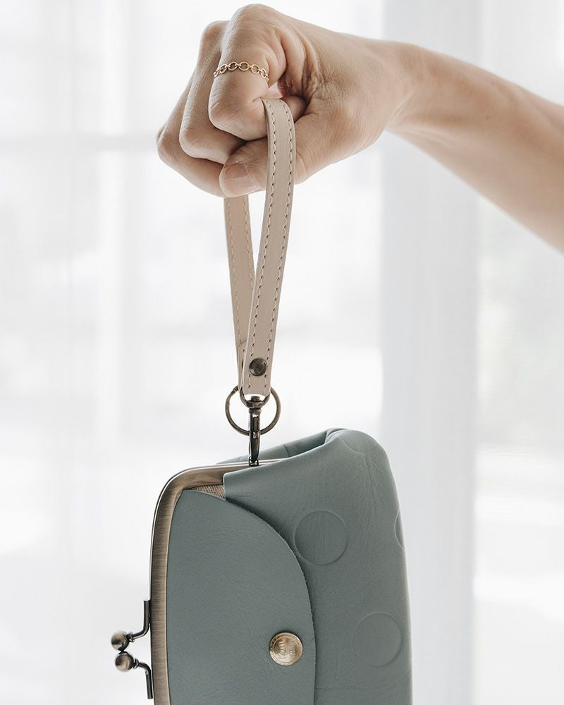 ストラップの色：バニラ