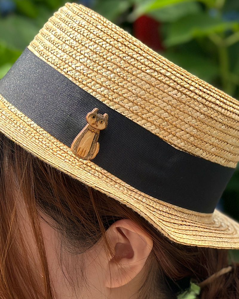 看板猫たちが勢ぞろい「クリアウッド ねこno ブローチ」 | Kanmi