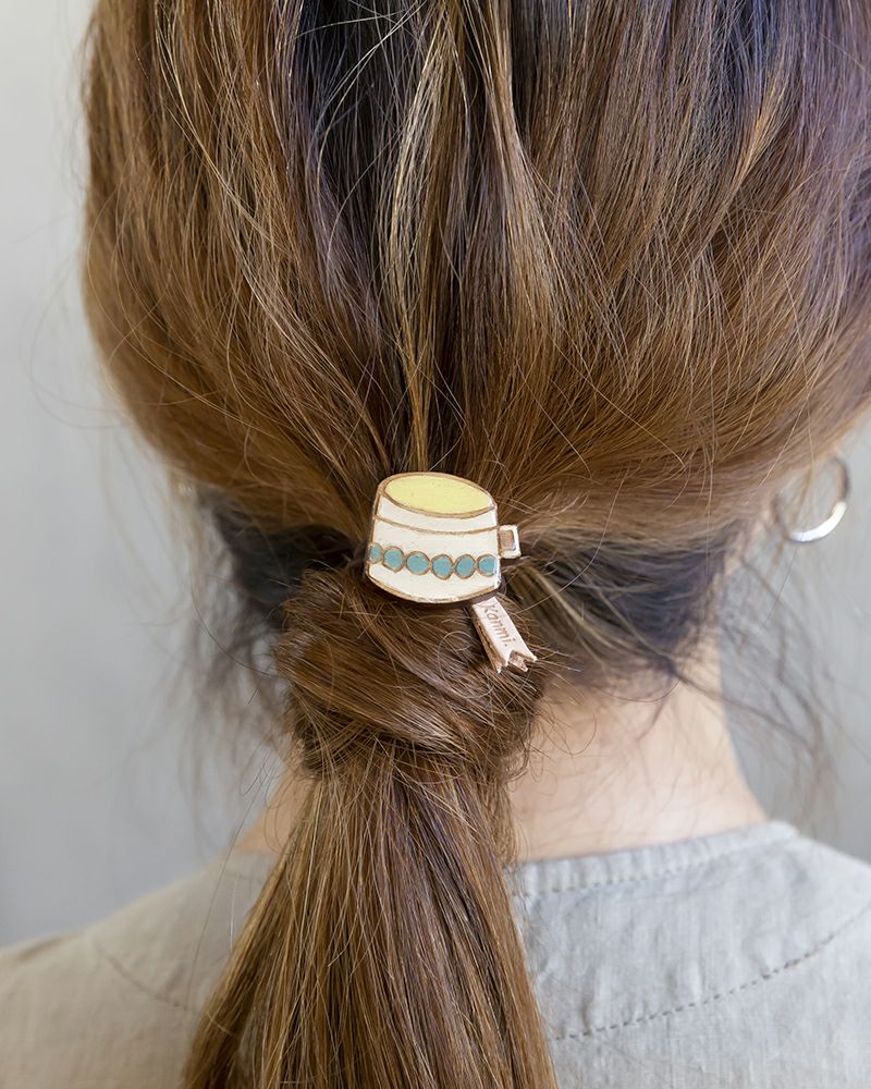 いつもの朝が特別になる「クリアウッド おはようヘアゴム」 | Kanmi