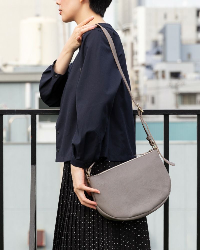 ショルダーバッグ ♡pichanさん専用♡ 服をえらぶ時間も楽しく「ピタパン ショルダーバッグ」 | Kanmi