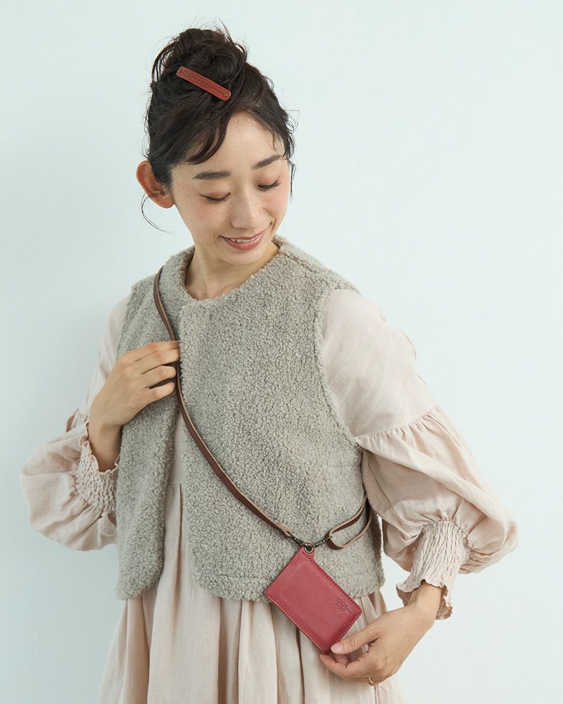 ストラップ・ショルダーの色：ダークブラウン