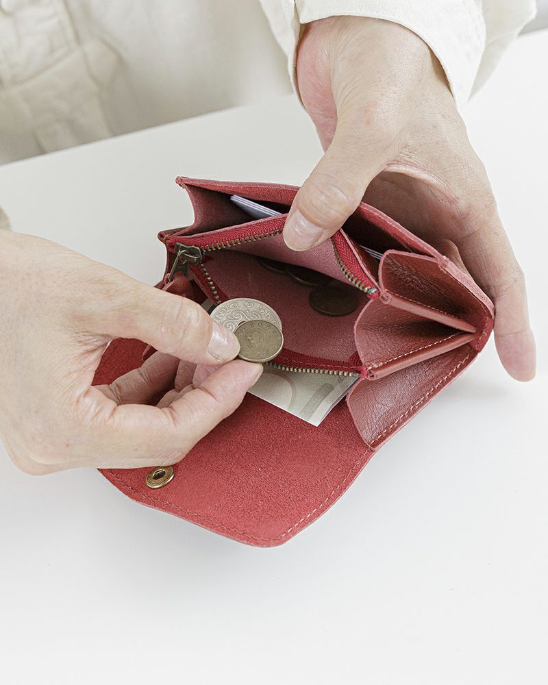 ミニ財布の色：チェリーレッド