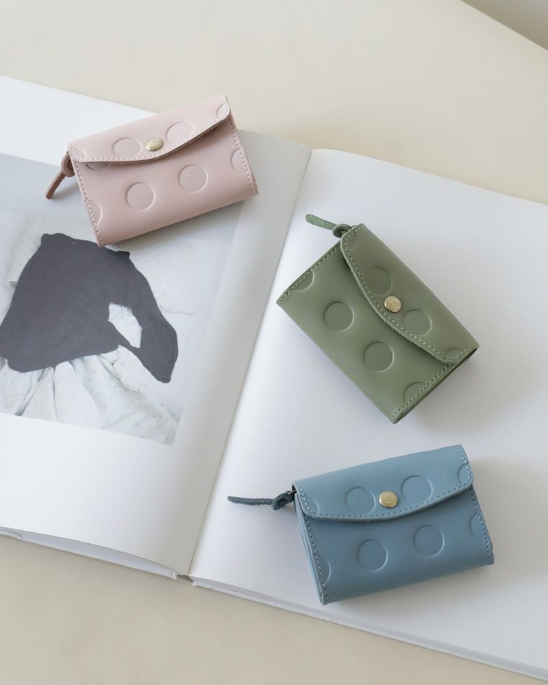 ミニ財布の色：上から　ベビーピンク・リーフグリーン・ソライロ