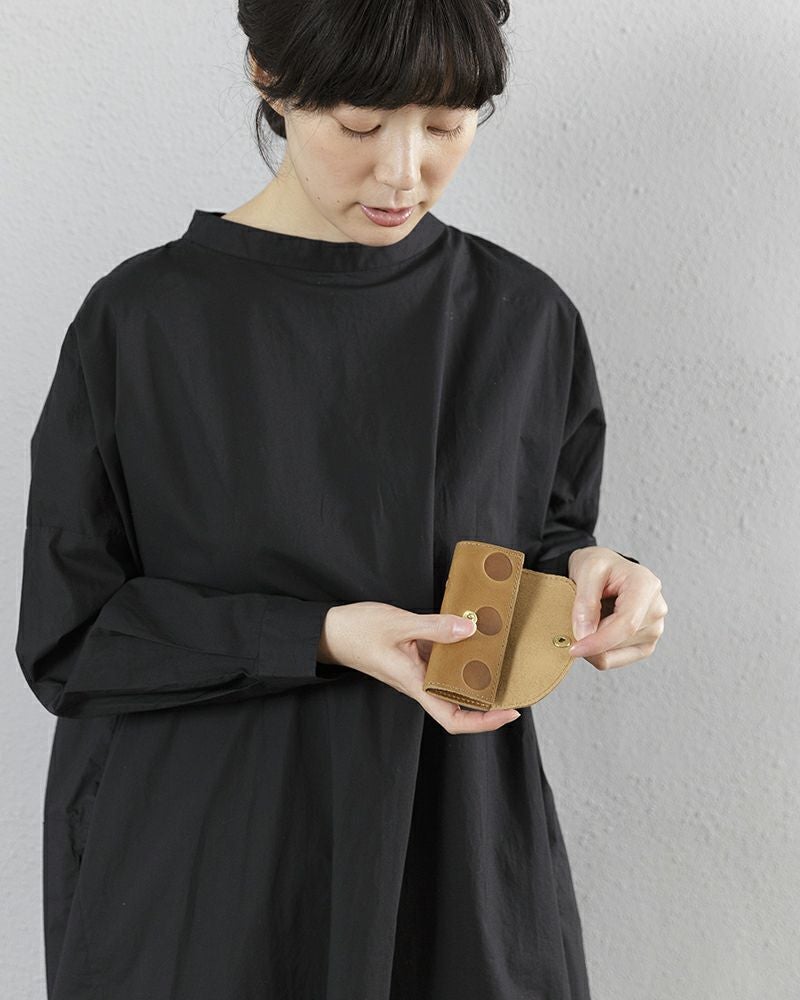 キーケースの色：アッシュ グレー