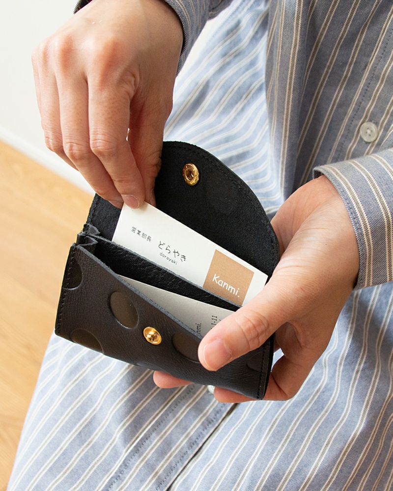 名刺入れとして使うのにもぴったり／色：ブラック[終売]