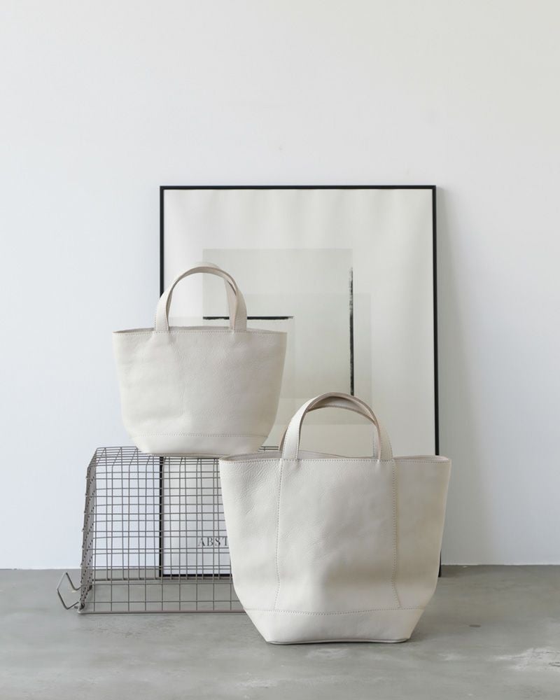 【極美品】カンミ　itsu mono バッグM レザー　トートバッグ Kanmi｜A4が入る手持ちバッグ「itsu mono バッグ(M)」 | Kanmi（カンミ