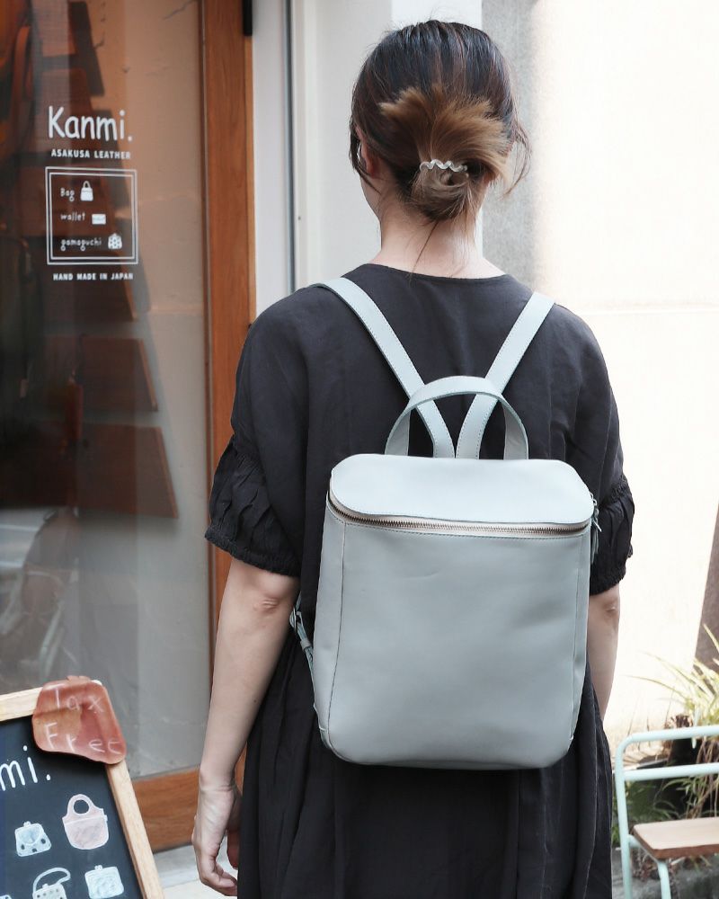 A4が入るのにスリム「All story BOXリュック」 | Kanmi（カンミ）公式