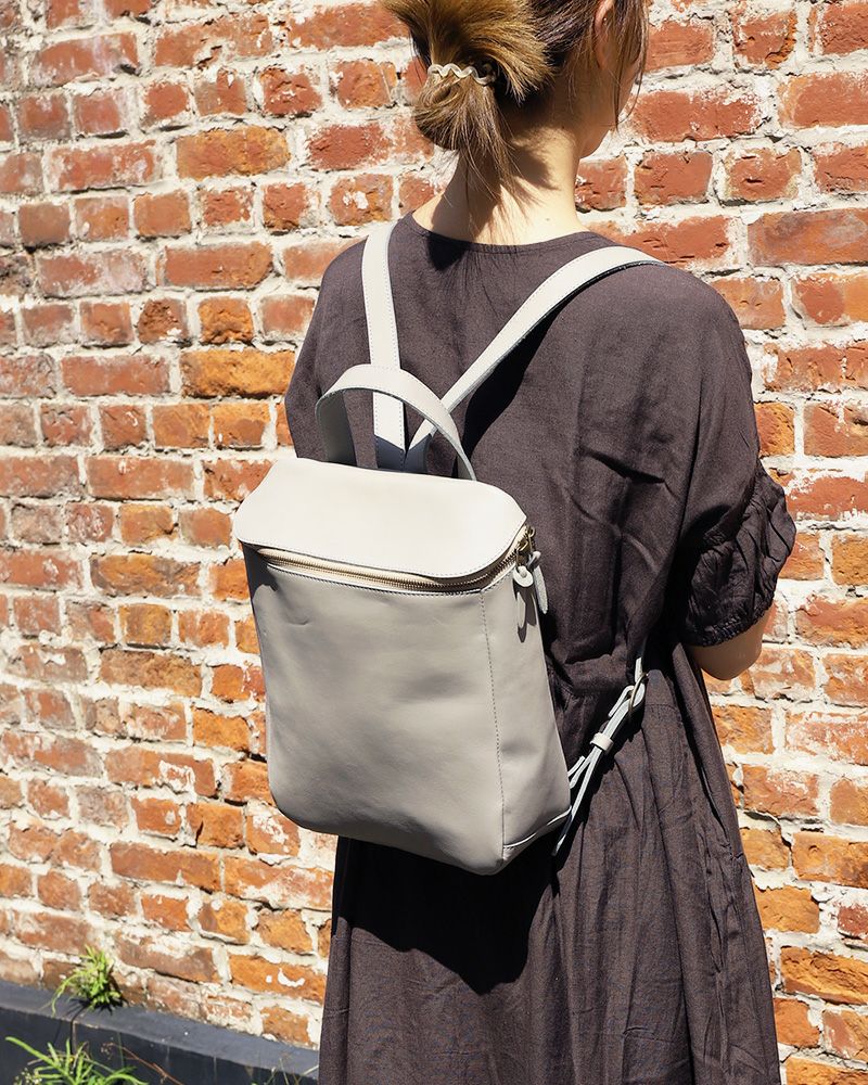 A4が入るのにスリム「All story BOXリュック」 | Kanmi（カンミ）公式