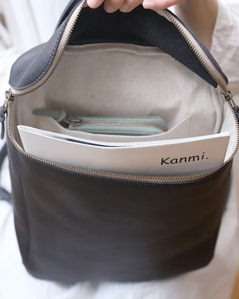 A4が入るのにスリム「All story BOXリュック」 | Kanmi（カンミ）公式