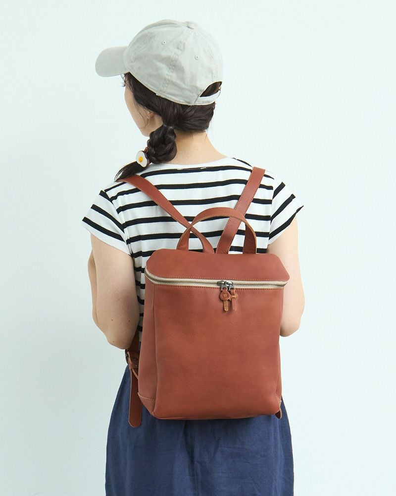 リュックの色： レンガ（限定色）