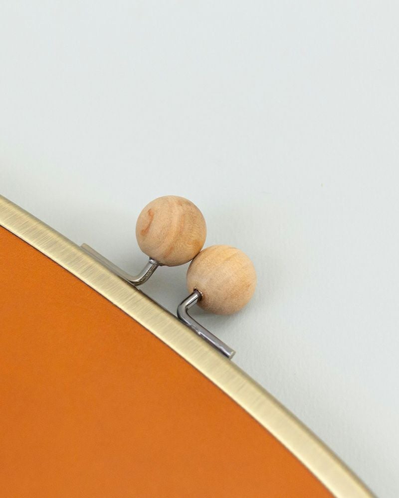 がま口の色：キャメル