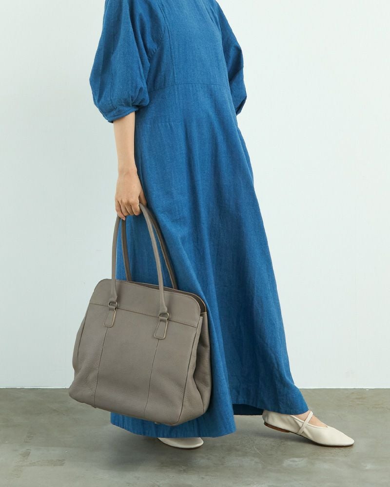 がま口トートの色：ピュアグレー