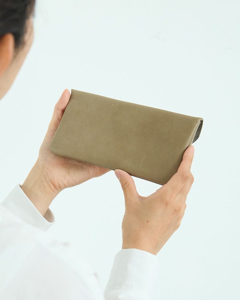 長財布の色：マウスグレー（限定色）