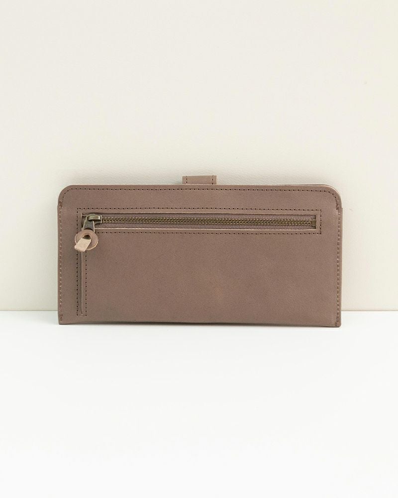 長財布の色：モカグレー