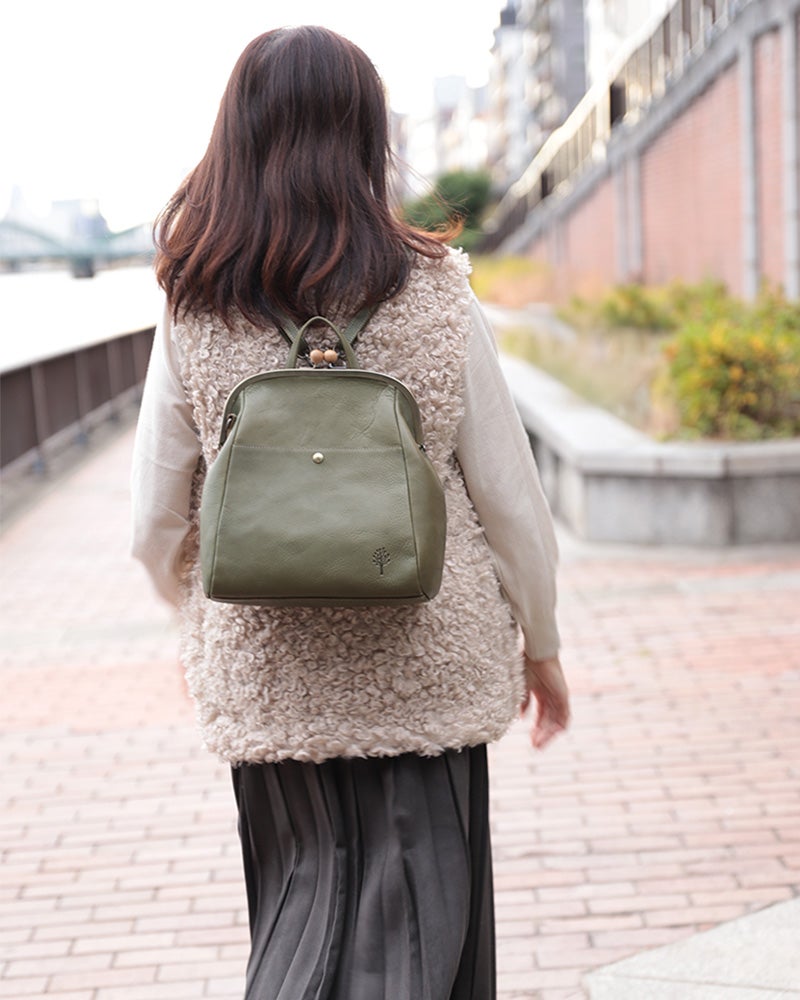 がま口バッグの色：グリーン