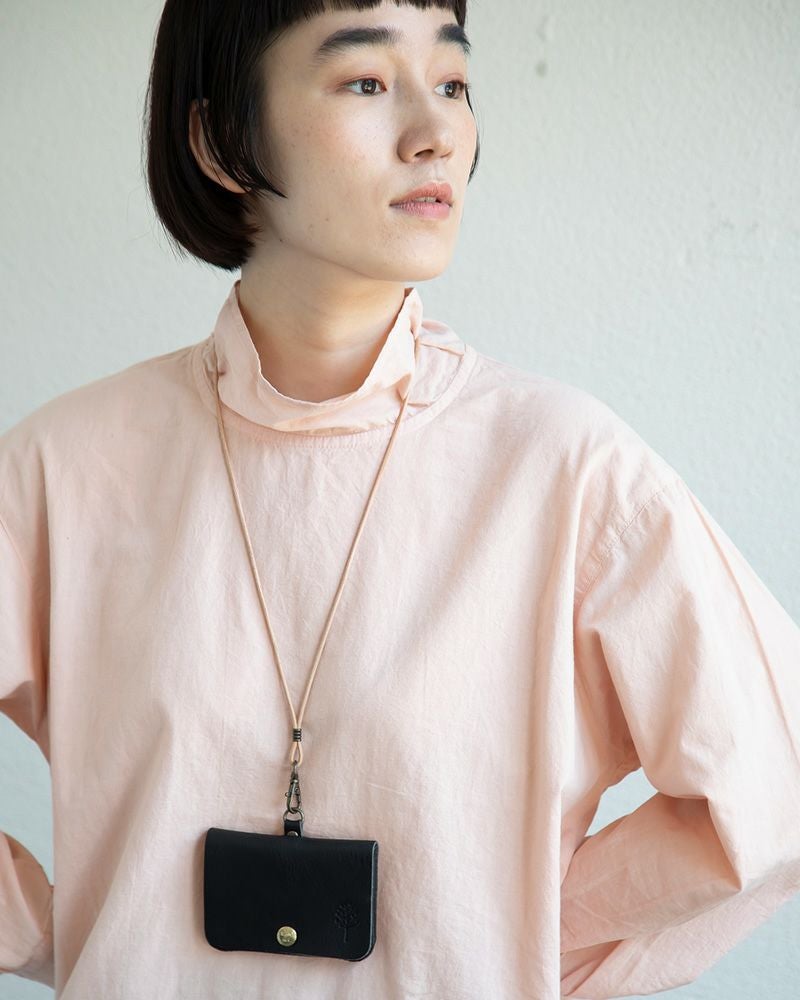 パスケースの色：クロ