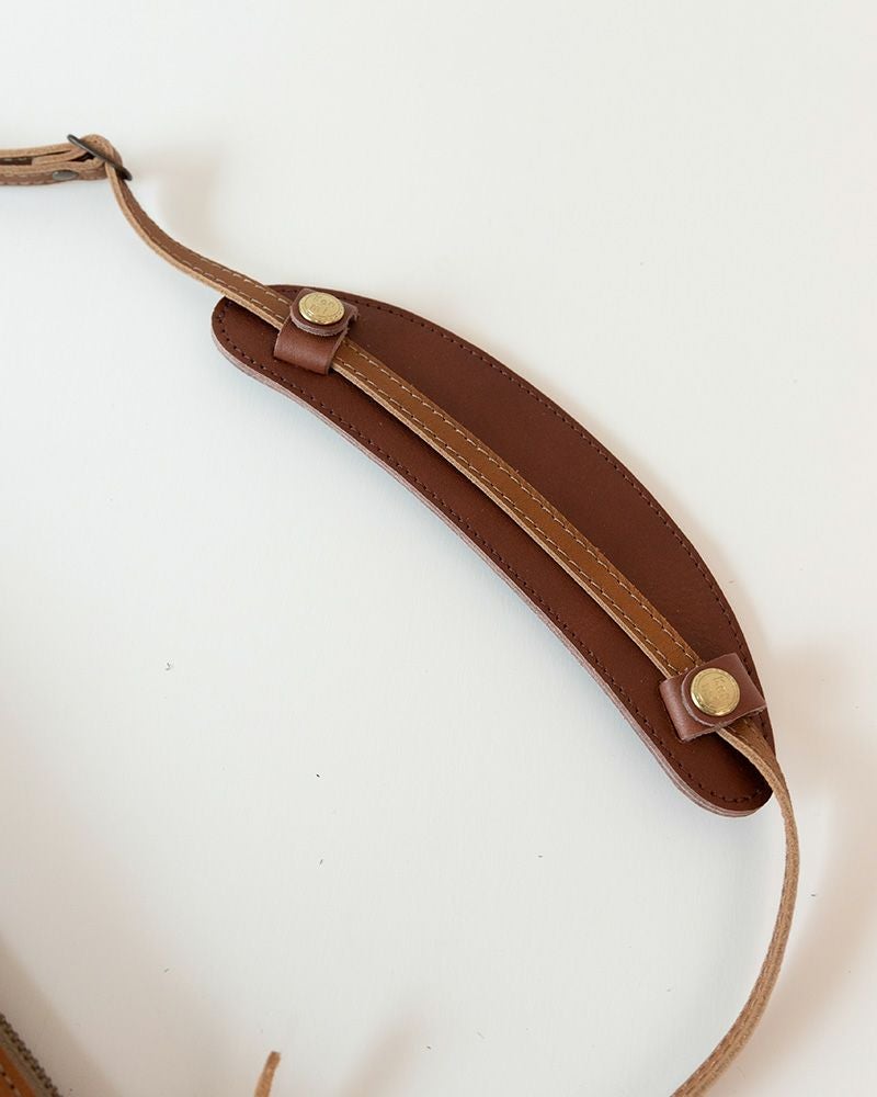 プラスオンアイテムの色：ダークブラウン