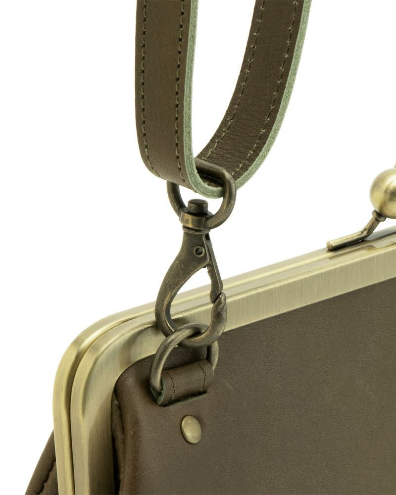 がま口ポシェットの色：グリーン