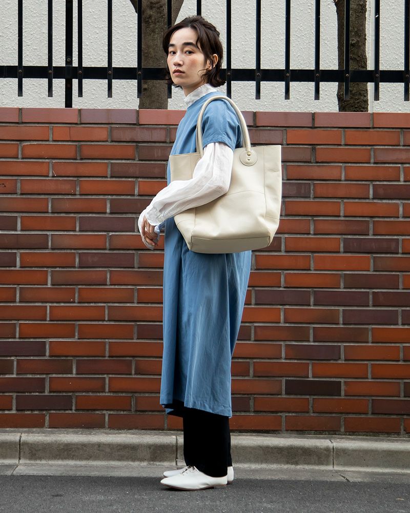 トートバッグの色：バニラ