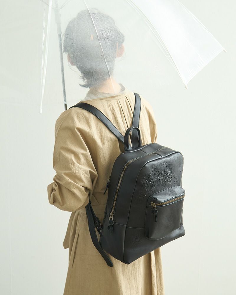 リュックの色：クロ