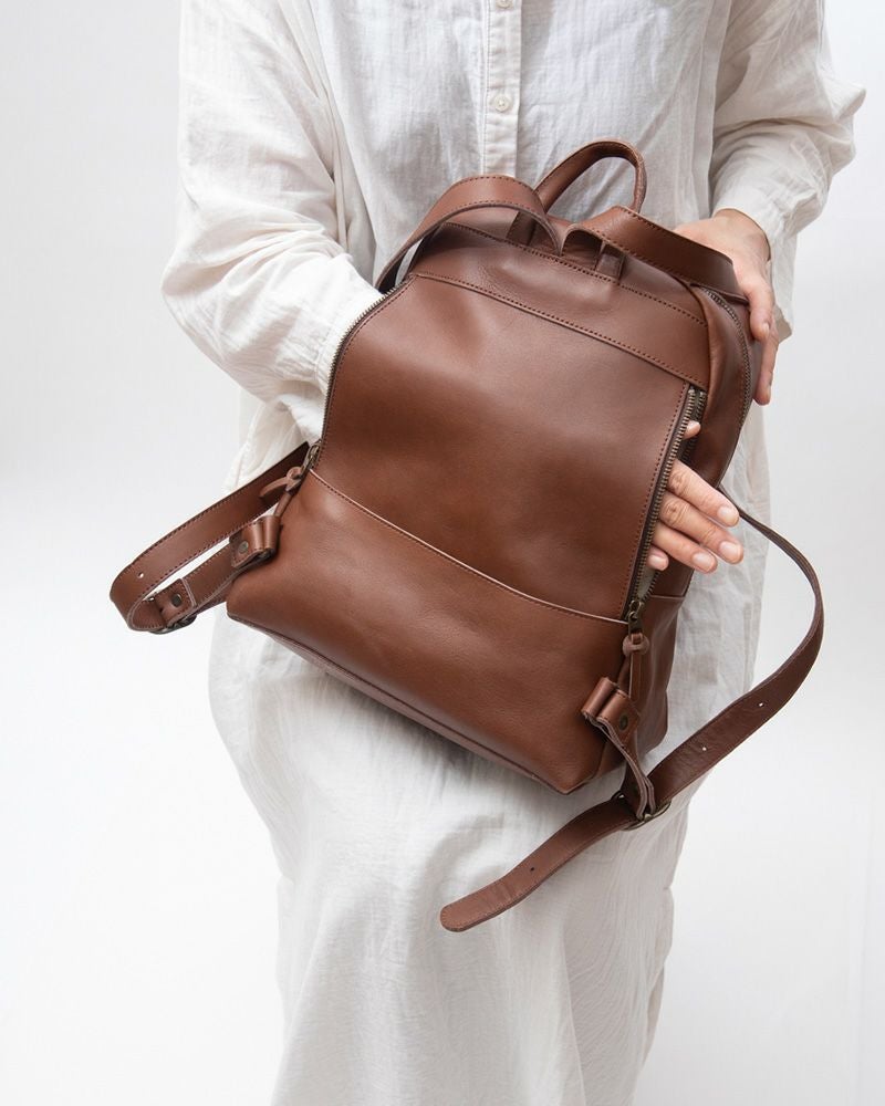 リュックの色：ダークブラウン（終売）