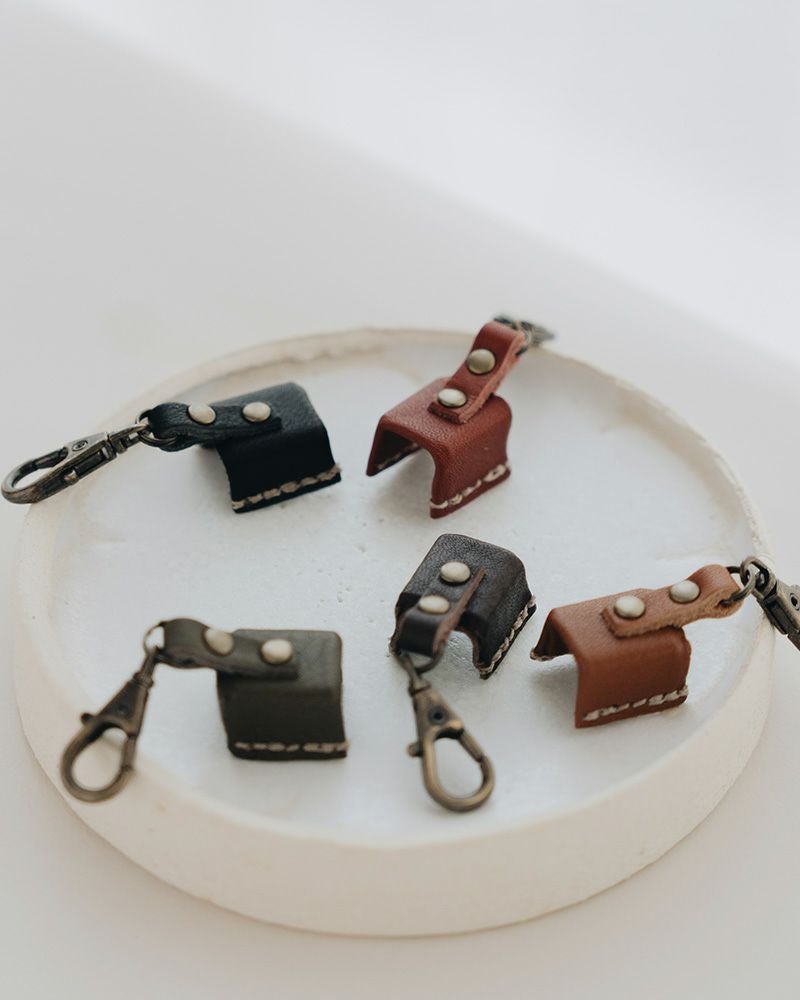 特許取得！がま口バッグ用「口金キーパー」新色クリーム登場】開かない