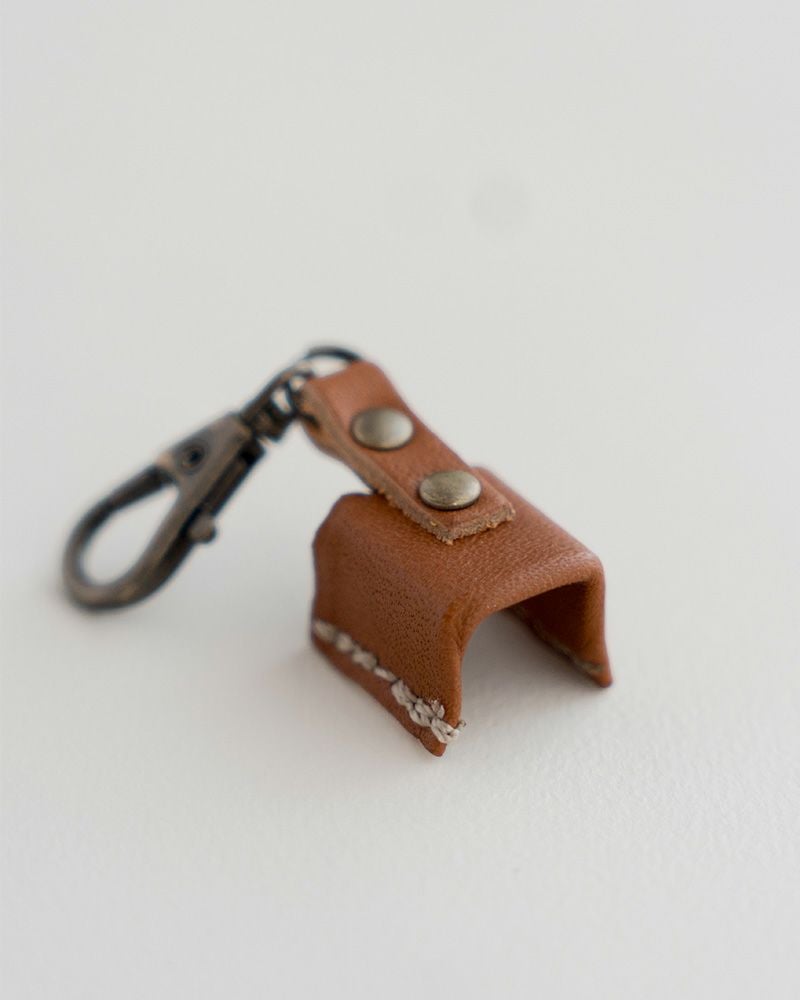 特許取得！がま口バッグ用「口金キーパー」新色クリーム登場】開かない