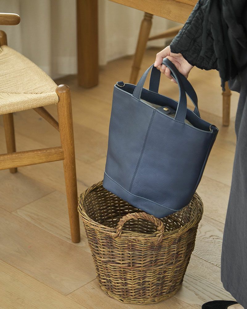 itsu mono 2WAYバッグ：ネイビー