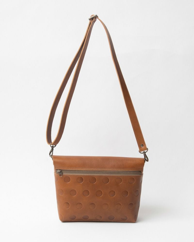 ショルダーバッグの色：アッシュグレー