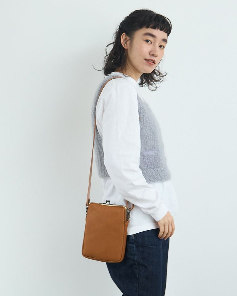 がま口ポシェットの色：ミルクチョコ