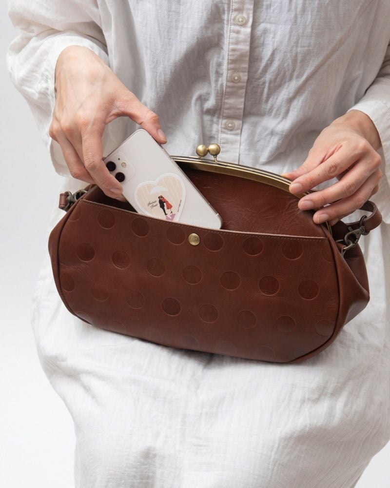 おしゃれのアクセントに「キャンディ がま口 ショルダーバッグ