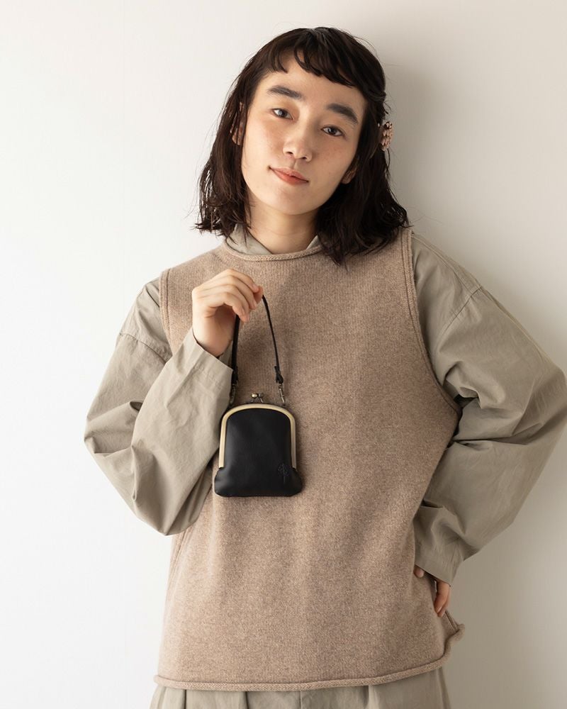 パスケースの色：クロ