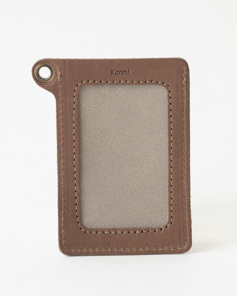 パスケースの色：モカグレー